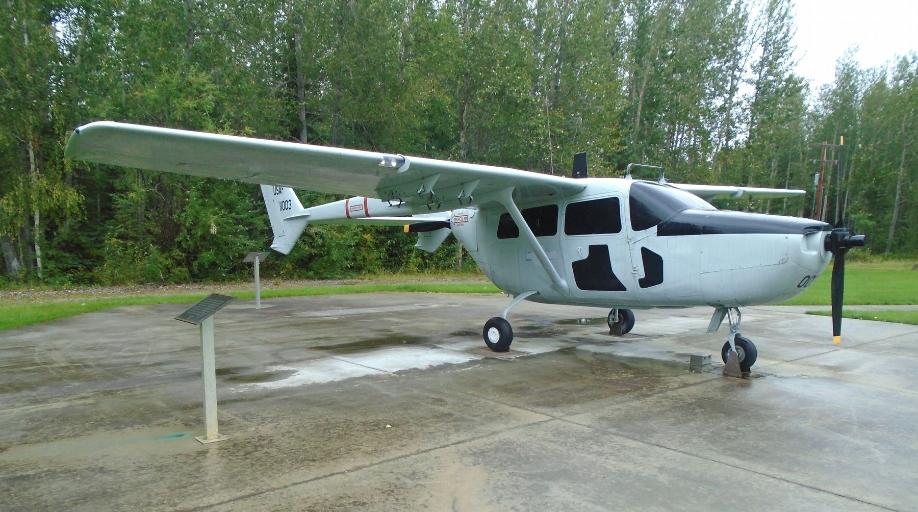 Cessna O-2A "Skymaster". Click for full size. Cessna O-2A "Skymaster" image. Click for full size.