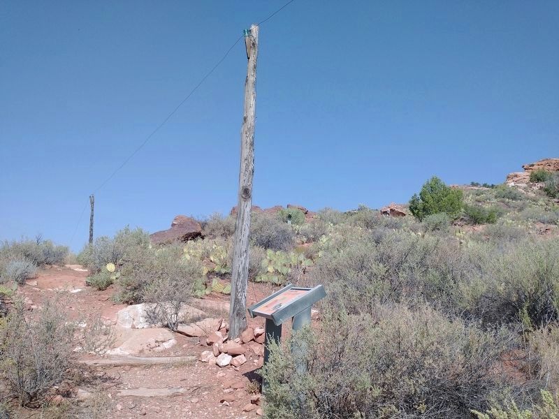 995 Miles of Wire Marker. Click for full size. 995 Miles of Wire Marker image. Click for full size.