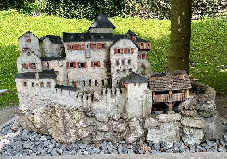 Schloss Vaduz / Castle Vaduz miniature - next to marker image. Click for full size.