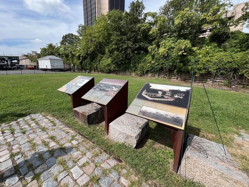 Lumpkin's Jail Marker Display image. Click for full size.