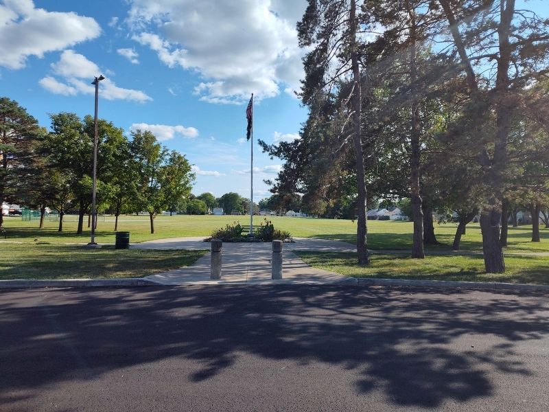 Friendship Park Veterans Memorial image. Click for full size.