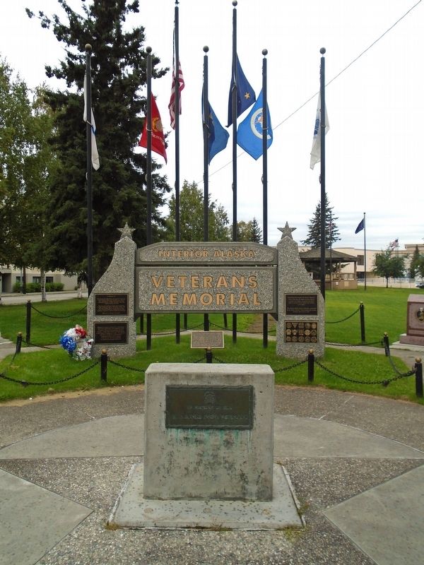Veterans Memorial image. Click for full size.