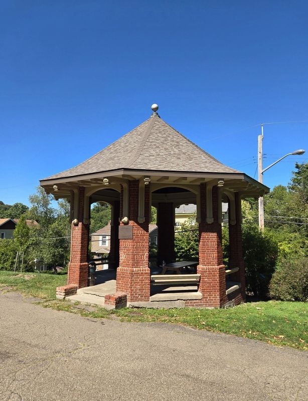 West End Park Marker image. Click for full size.