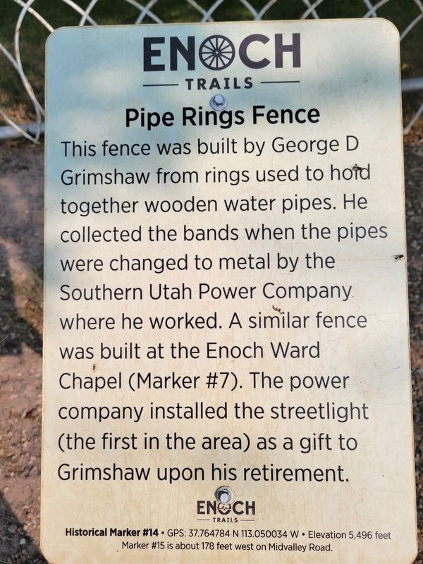 Pipe Rings Fence Marker image. Click for full size.
