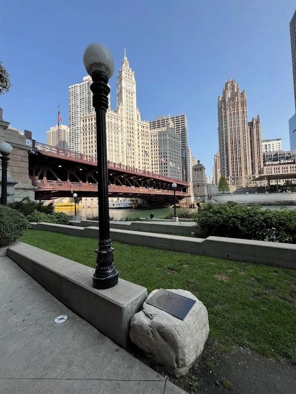 Chicago River Wildlife Marker image. Click for full size.