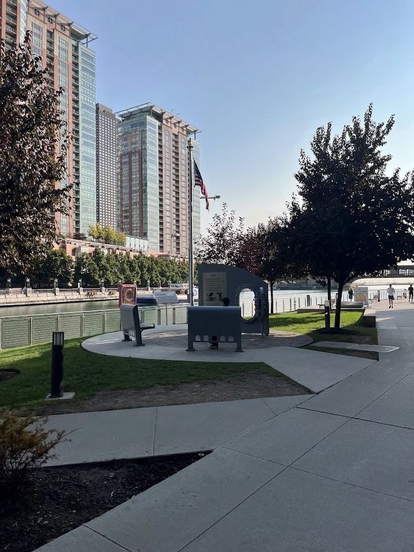 World War II Submarine Veterans Memorial image. Click for full size.