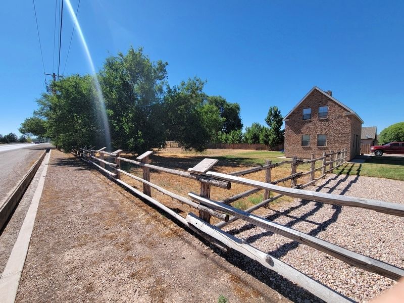 Midvalley School Replica Marker image. Click for full size.