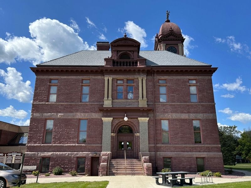 Pipestone County Courthouse, from the east image. Click for full size.