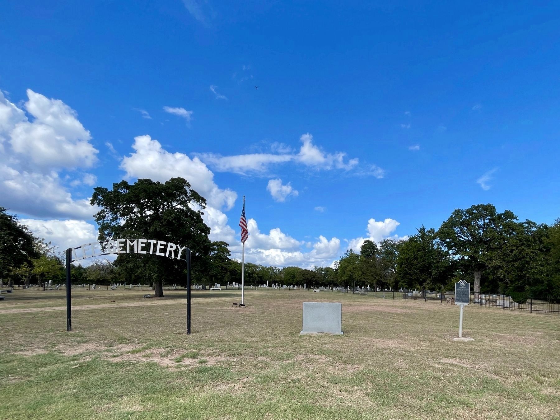Lee Cemetery with Marker. Click for full size. Lee Cemetery with Marker image. Click for full size.