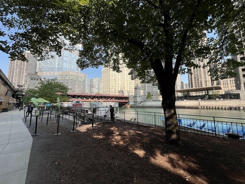 The Chicago Riverwalk image. Click for full size.