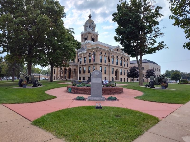 Gratiot County Courthouse image. Click for full size.
