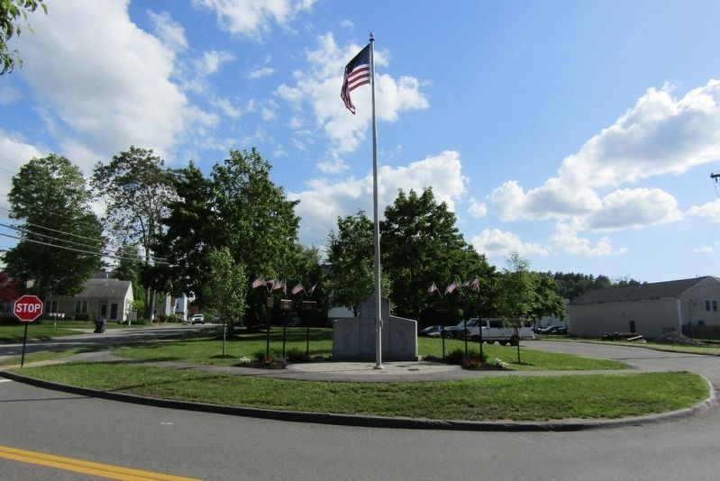 Northborough Veterans Memorial image. Click for full size.