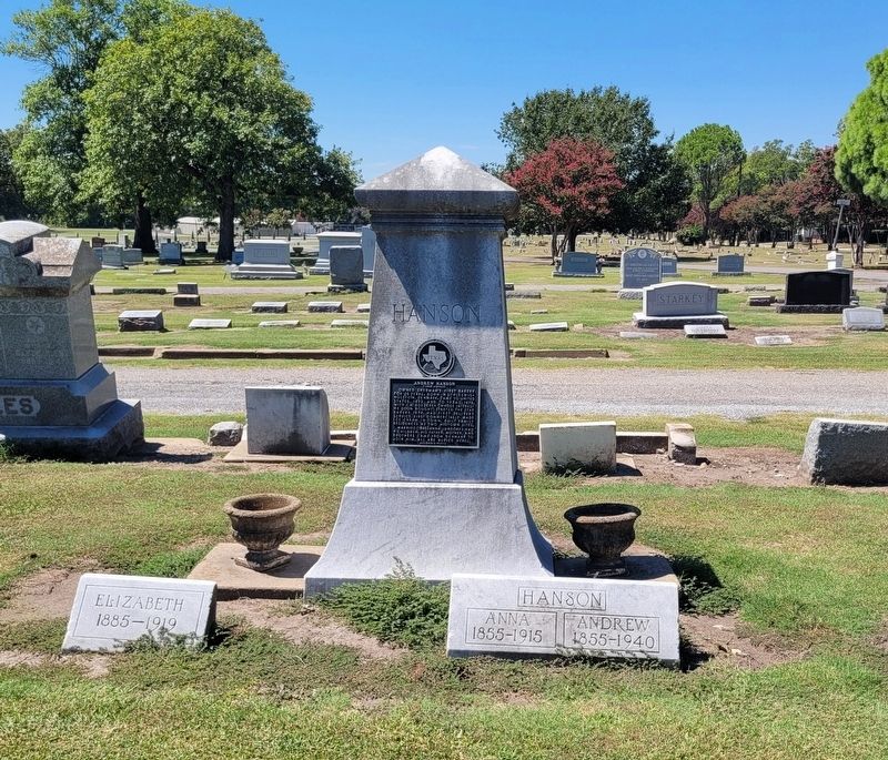 Andrew and Anna Hanson Gravestone with Marker image. Click for full size.