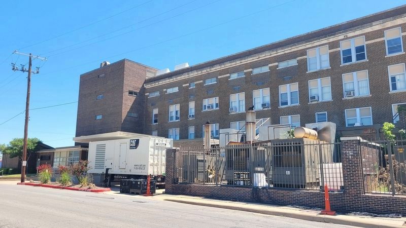 The northside view of the Wilson N. Jones Regional Medical Center and marker from the street image. Click for full size.