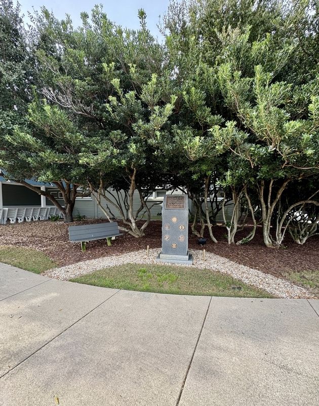 Veterans Memorial image. Click for full size.