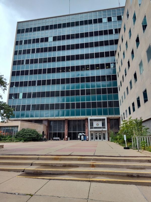 Lansing City Hall image. Click for full size.