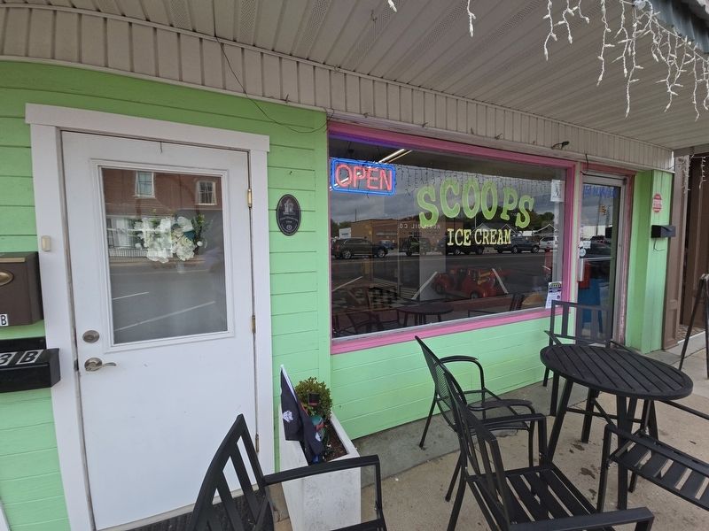 Hotel Mocksville Marker at Scoops Ice Cream shop image. Click for full size.