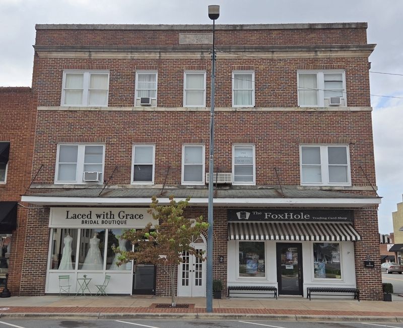 Full view of Sanford Brothers Building. Marker is at the far right brick of wall image. Click for full size.