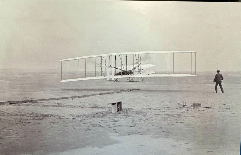First in Flight, December 17, 1903. Click for full size. First in Flight, December 17, 1903 image. Click for full size.