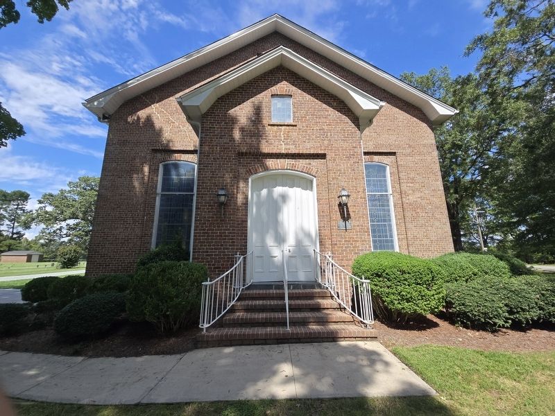 Cross Roads Presbyterian Church Marker to the right of the sanctuary entrance. Click for full size. Cross Roads Presbyterian Church Marker to the right of the sanctuary entrance image. Click for full size.