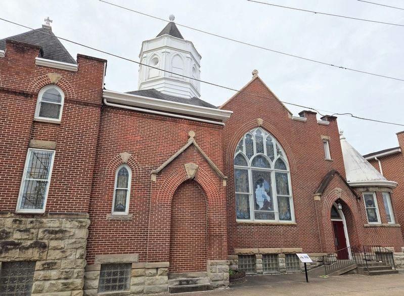 Clarksburg Baptist Church Marker. Click for full size. Clarksburg Baptist Church Marker image. Click for full size.