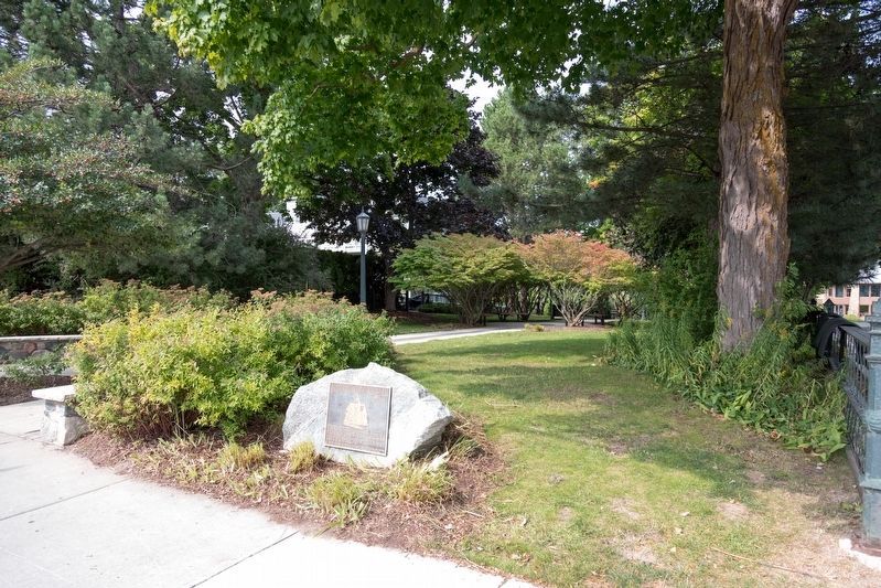 Hoffman Park and Marker image. Click for full size.