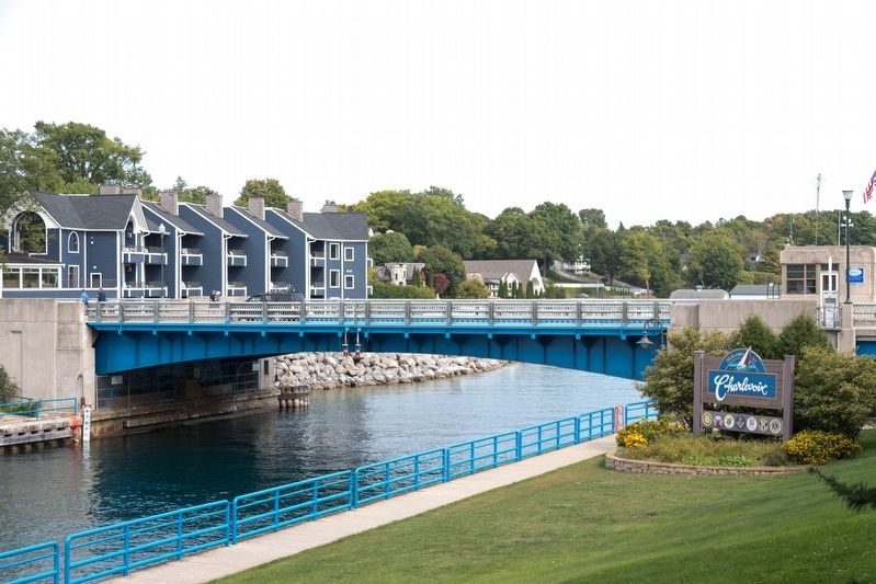 Swing Bridges Replacement, The 1948 Drawbridge. Click for full size. Swing Bridges Replacement, The 1948 Drawbridge image. Click for full size.