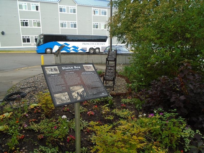 Sluice Box and Marker image. Click for full size.
