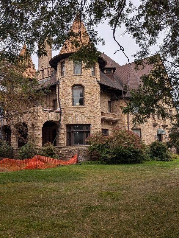 Jonas M. Kilmer Mansion image. Click for full size.