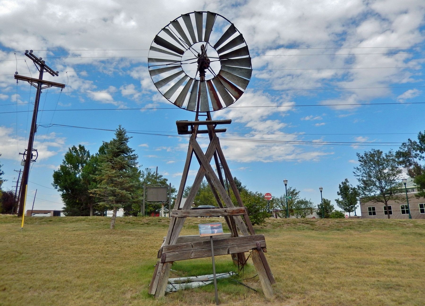 Currie Windmill & Marker. Click for full size. Currie Windmill & Marker image. Click for full size.
