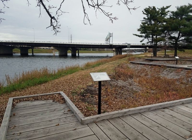 Hmong Marker near the north end of the Robert D. Ray Asian Garden image. Click for full size.