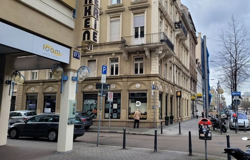 The view of the marker from the street image. Click for full size.