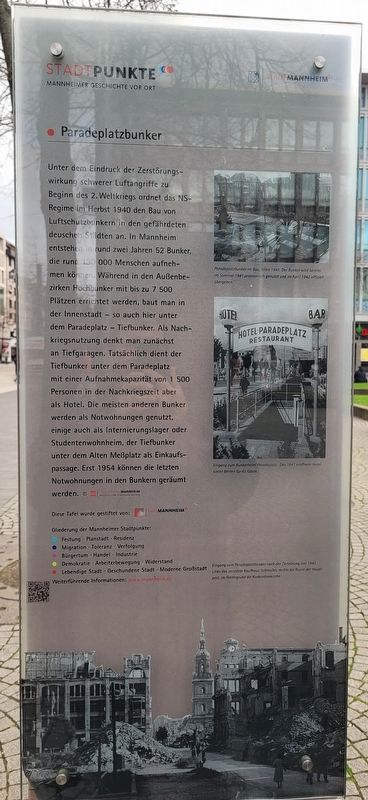Paradeplatzbunker / Parade Square Bunker Marker image. Click for full size.