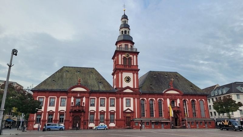 The Altes Rathaus building in the Marktplatz image. Click for full size.