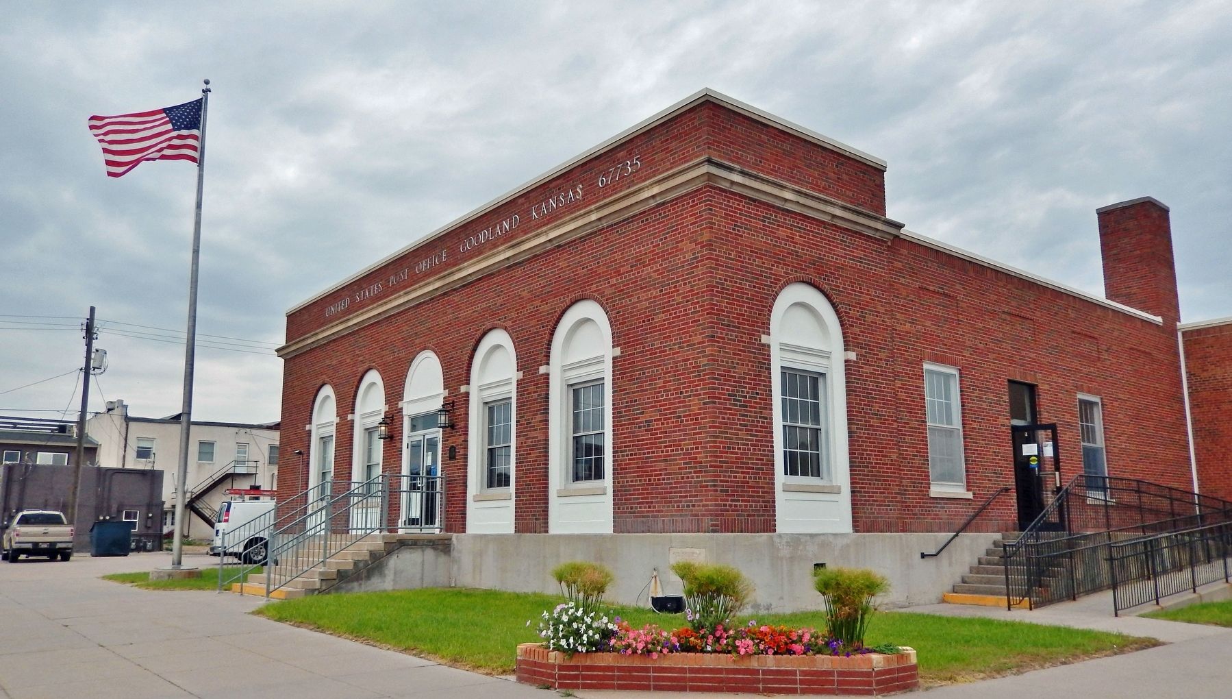 Goodland, Kansas Post Office (<i>southeast elevation</i>) image. Click for full size.