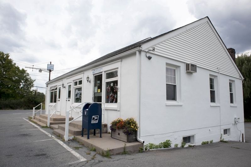 Howells Post Office image. Click for full size.