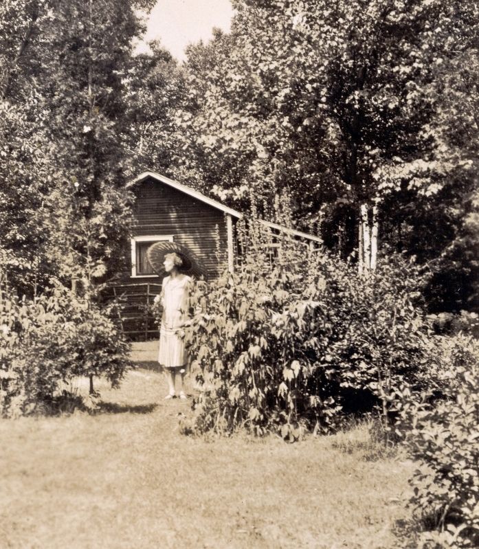 Mazo de la Roche at Trail Cottage in Clarkson, ca 1925. Click for full size. Mazo de la Roche at Trail Cottage in Clarkson, ca 1925 image. Click for full size.