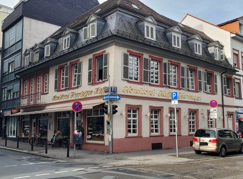 The view of the building and marker from the street image. Click for full size.