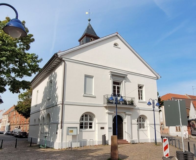 Käfertal Rathaus. Click for full size. Käfertal Rathaus image. Click for full size.