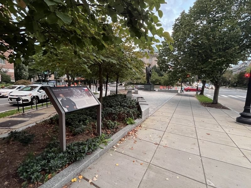 Tom� G. Masaryk Marker with the statue visible in the background image. Click for full size.