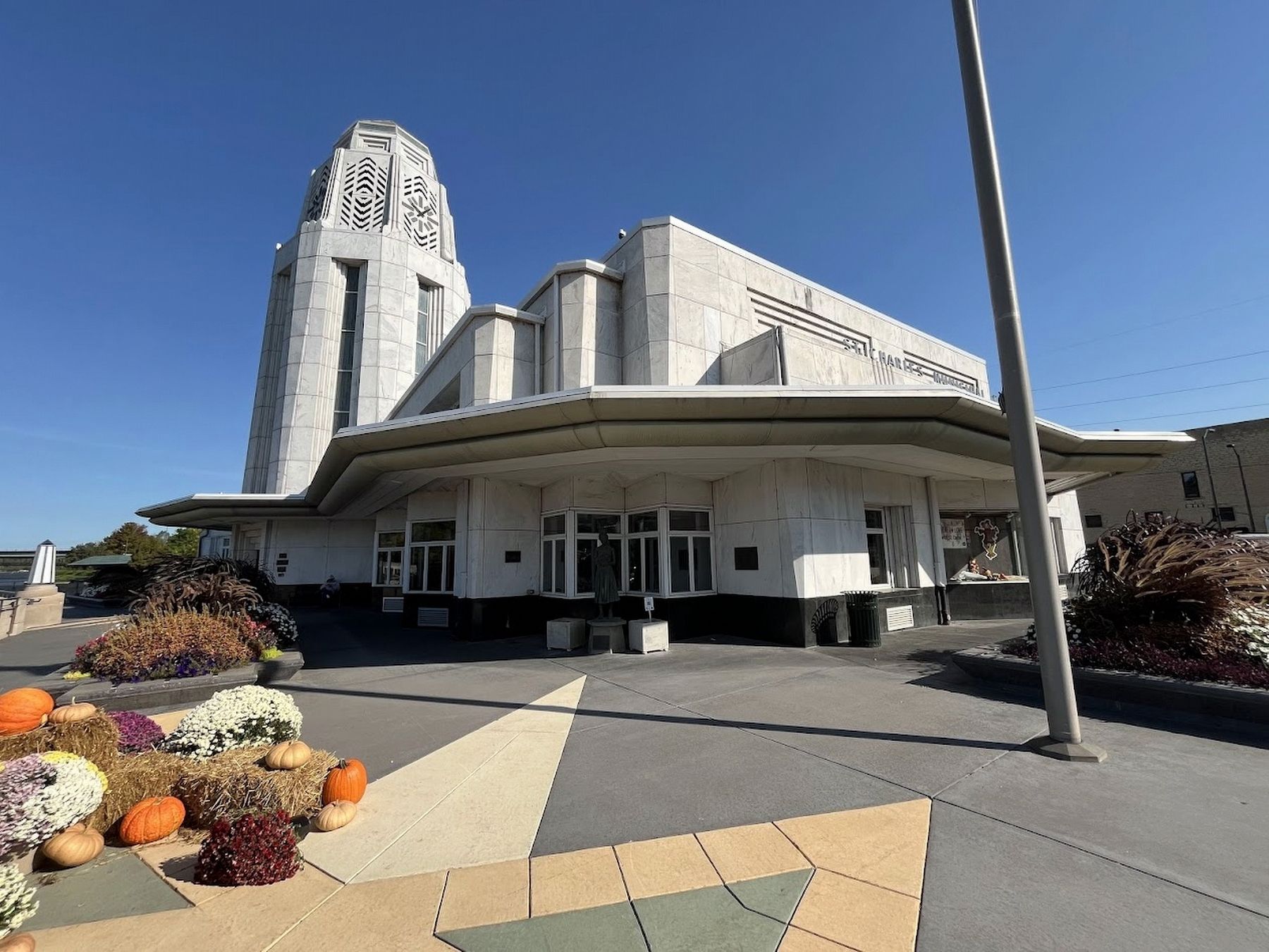 St. Charles Municipal Center. Click for full size. St. Charles Municipal Center image. Click for full size.