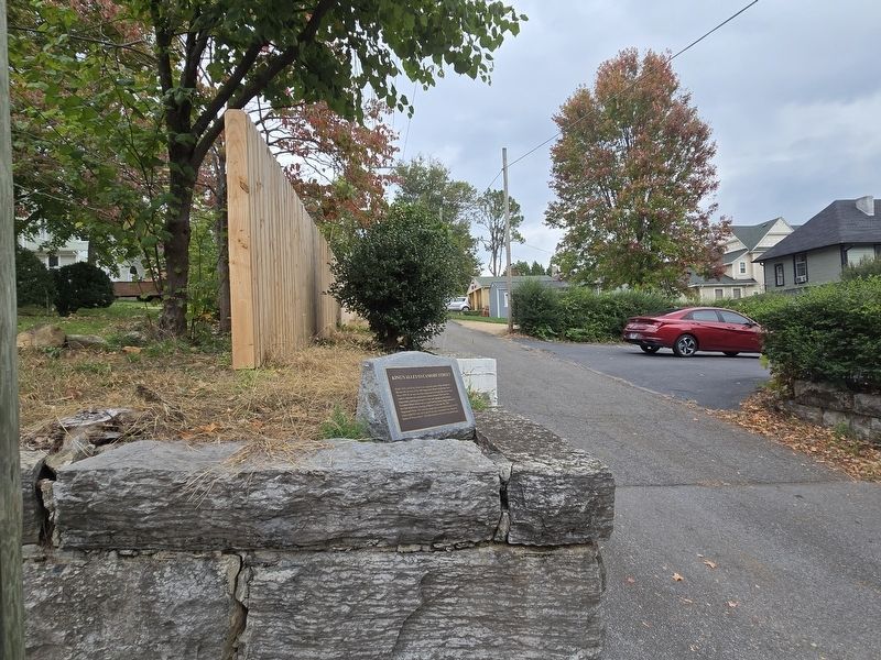 King's Alley/ Sycamore Street Marker looking north along King Street. Click for full size. King's Alley/ Sycamore Street Marker looking north along King Street image. Click for full size.
