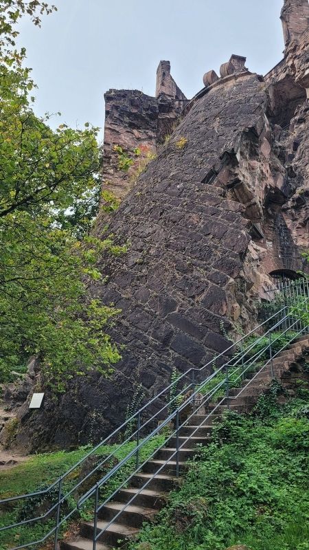 The lower view of the Blown up Tower and Marker. Click for full size. The lower view of the Blown up Tower and Marker image. Click for full size.