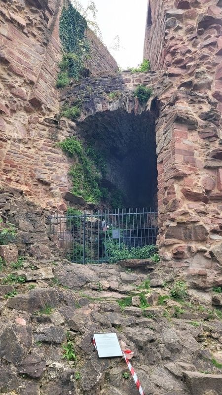 The lower Karl's Entrenchment Door and Marker. Click for full size. The lower Karl's Entrenchment Door and Marker image. Click for full size.