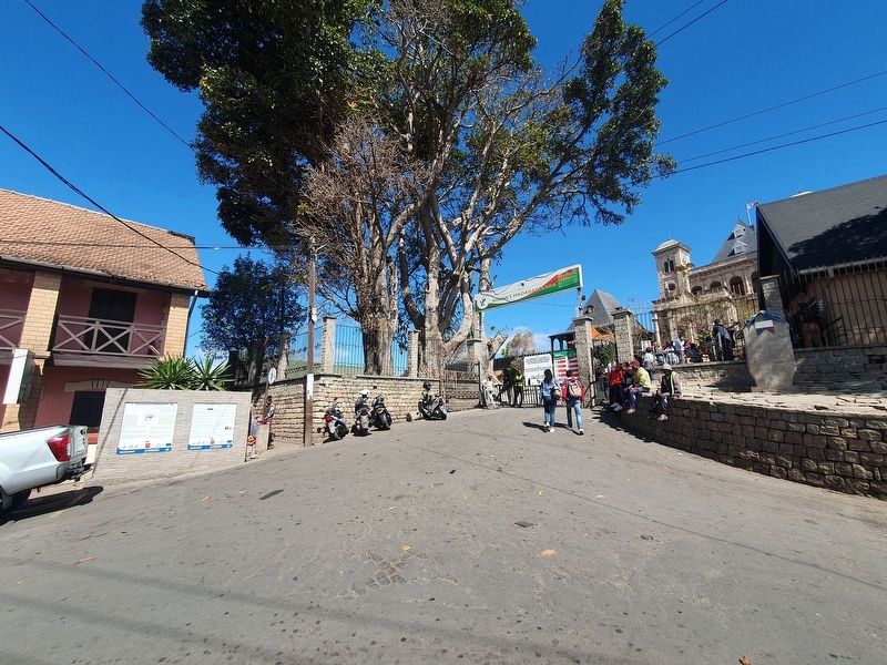 I - Rovan'antananarivo Marker. Click for full size. I - Rovan'antananarivo Marker image. Click for full size.