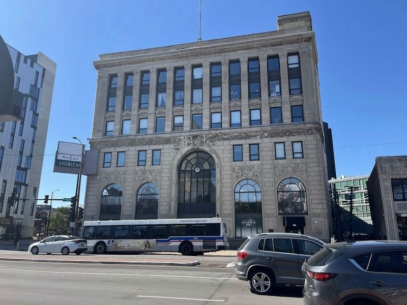Home & Bank Trust Building image. Click for full size.