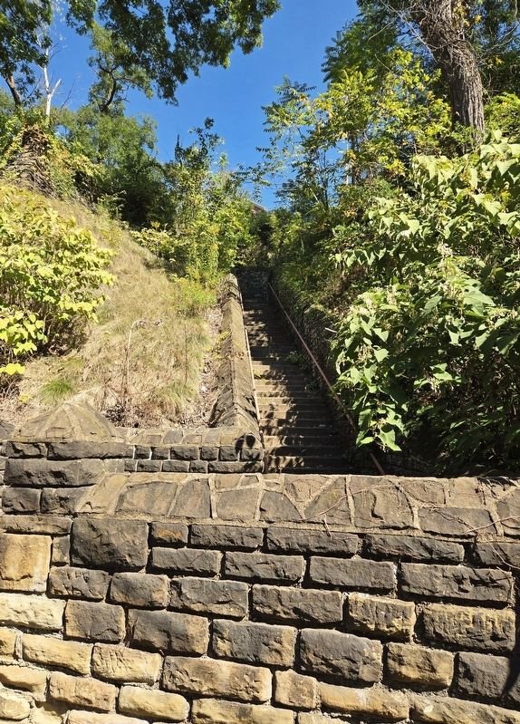 Parkway Steps image. Click for full size.