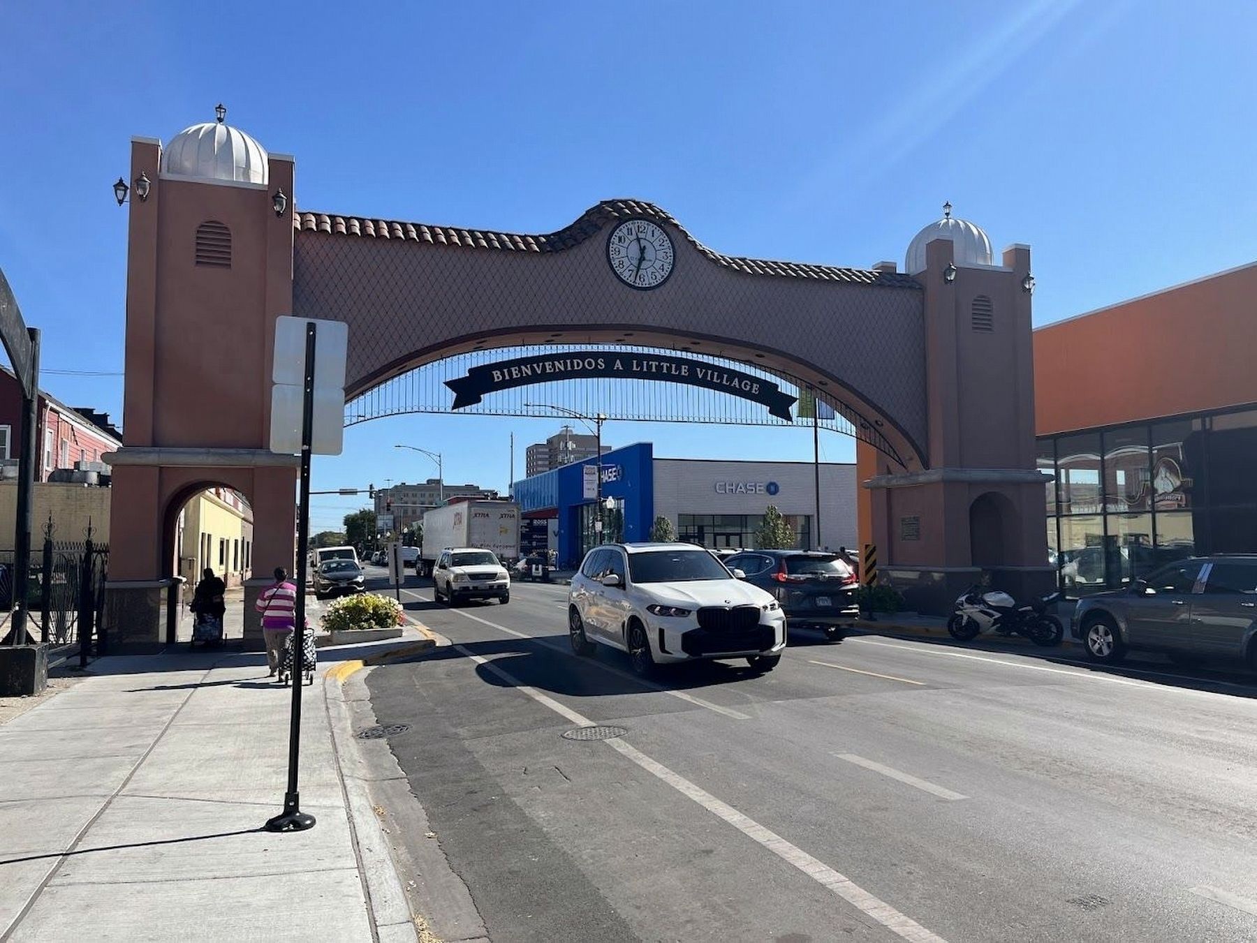 Little Village Arch image. Click for full size.