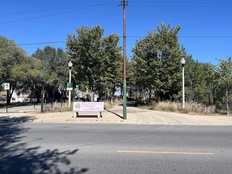 La Villita Natural Area Marker from 31st Street image. Click for full size.