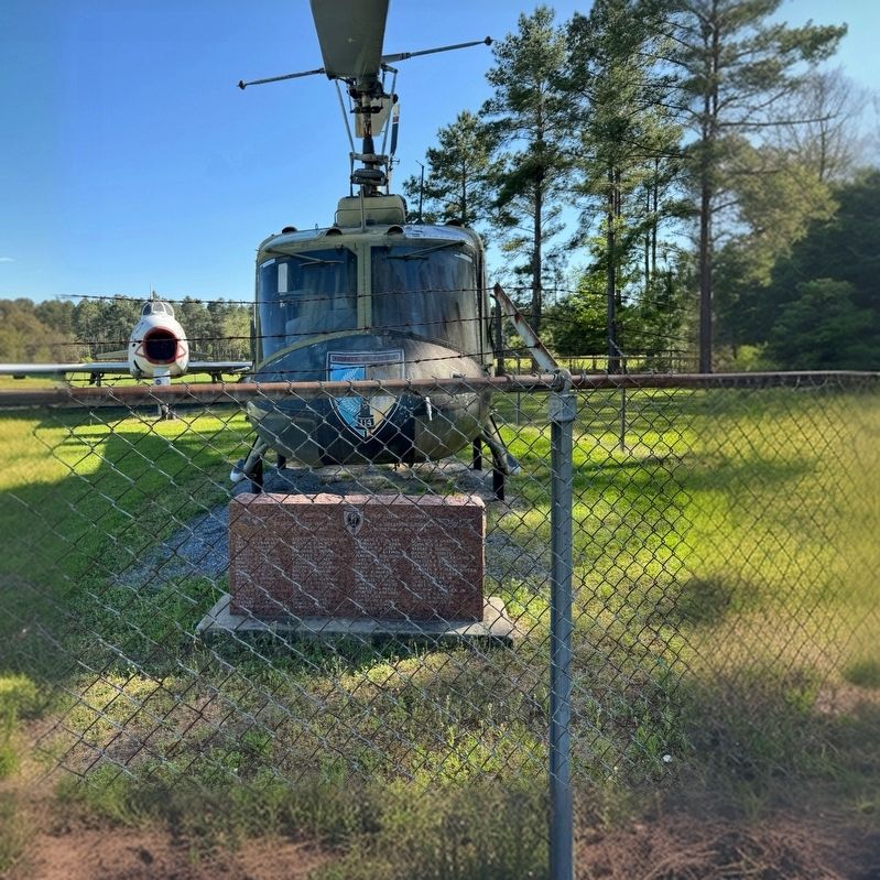 114th Aviation Company Marker. Click for full size. 114th Aviation Company Marker image. Click for full size.